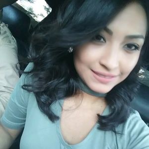 Meet your Posher, Dulce